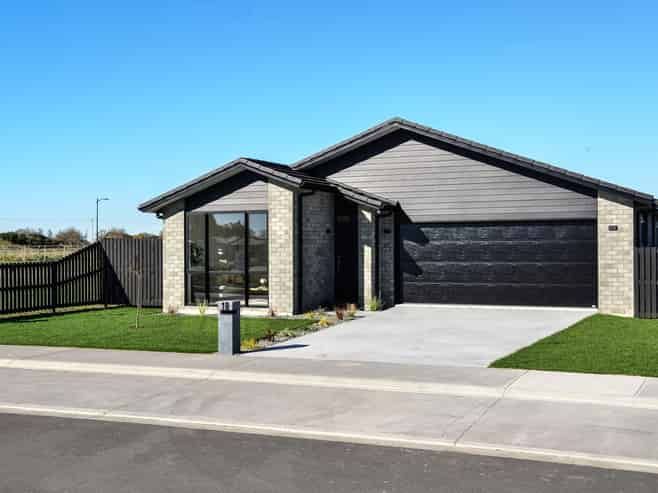 18 Tiroake Street, Ruakura