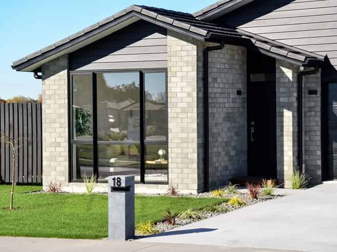 18 Tiroake Street, Ruakura