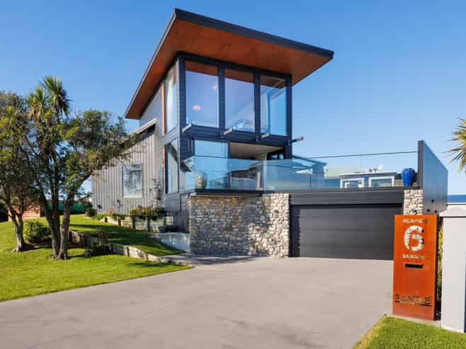 6 Dawson Street, Foxton Beach