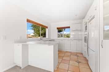 12 Tiller Court, Gulf Harbour