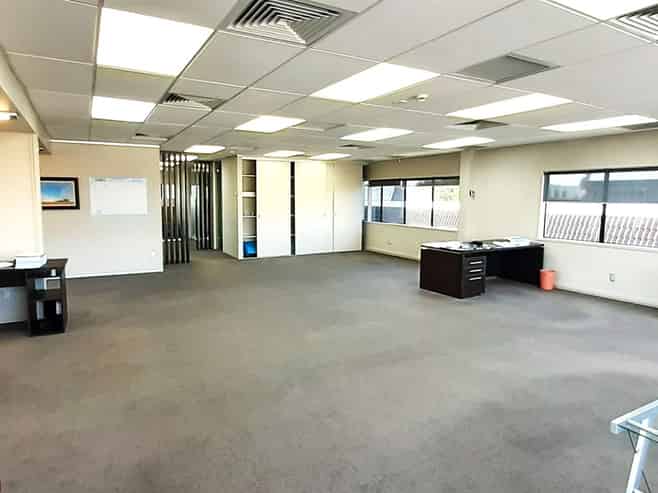 Quality 193sqm Top Floor