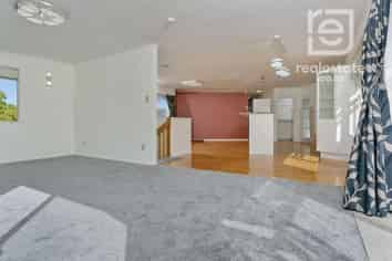 Auckland - Address withheld