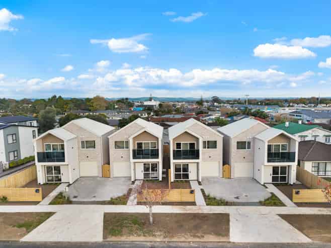 4D Corin Avenue, Manurewa