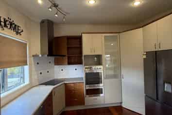 25 Gulf Crest, Bucklands Beach
