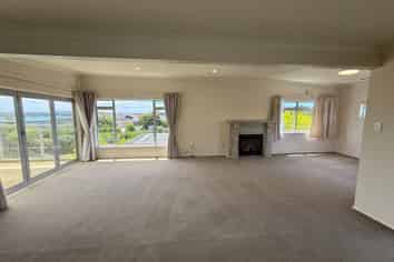 25 Gulf Crest, Bucklands Beach