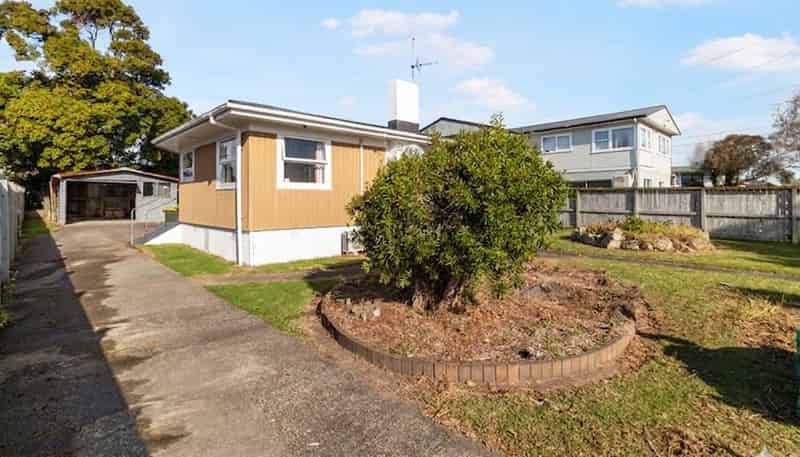 19 Edward Avenue, Otara