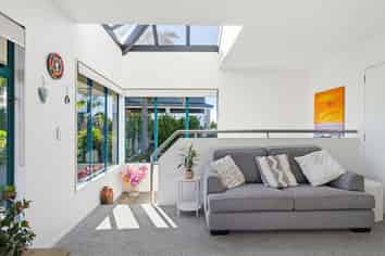 7 Rurima Rise, Coastlands