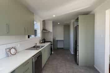 30 Broadway Street, Martinborough