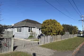 30 Broadway Street, Martinborough