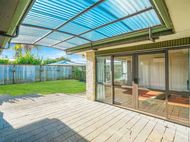 24 Youngs Road, Papakura