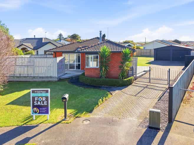 42 Caroline Drive, Feilding