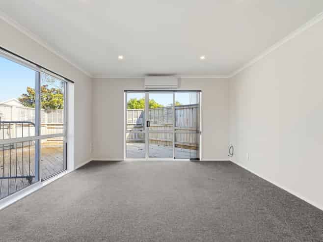 42 Caroline Drive, Feilding