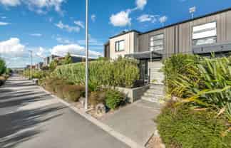 16 Rorida Lane, Flat Bush