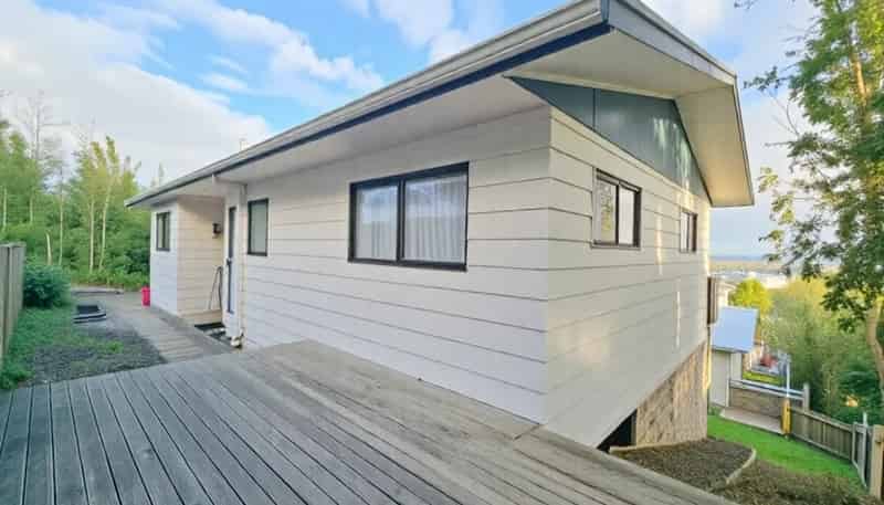 35B Eureka Place, Parahaki