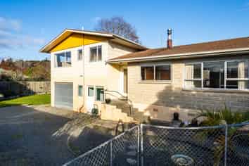 78B Whitby Road, WAKEFIELD