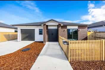 10 Sapwood Crescent, Takanini