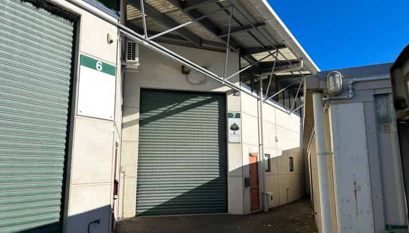 7/98 Main Road, Tawa