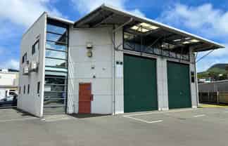 Pole Position in Small Business Park