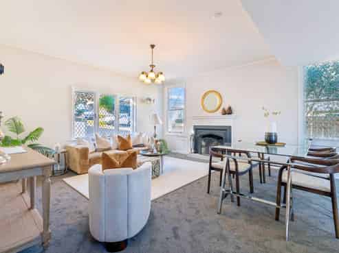 19 Paparoa Road, Cockle Bay