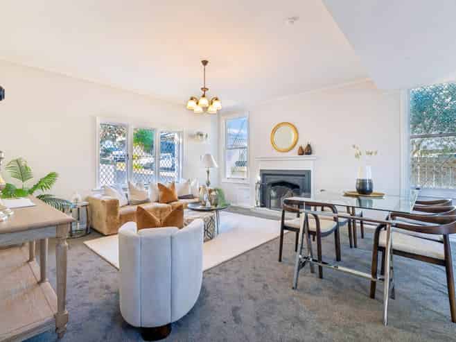 19 Paparoa Road, Cockle Bay