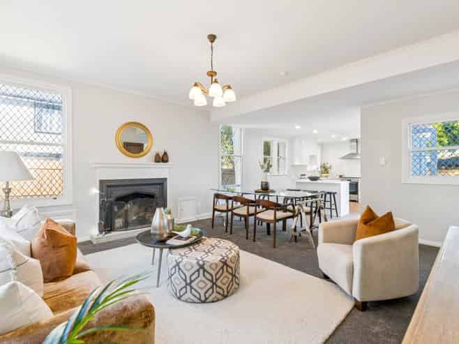 19 Paparoa Road, Cockle Bay