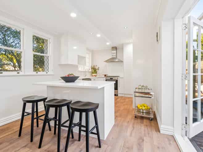 19 Paparoa Road, Cockle Bay