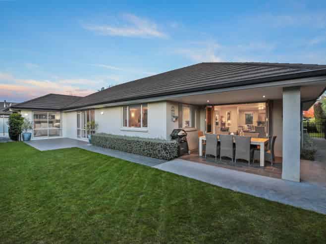 54 Ashwood Drive, Witherlea