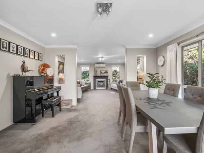 54 Ashwood Drive, Witherlea