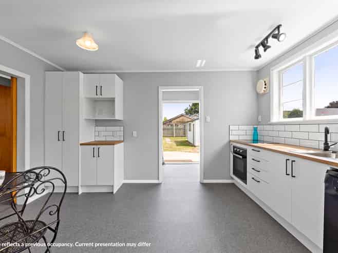 14 Mary Street, Redwoodtown