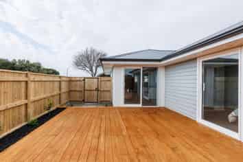 208A Tremaine Avenue, Highbury