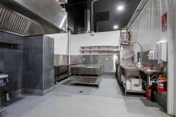 High-Spec Commercial Kitchen