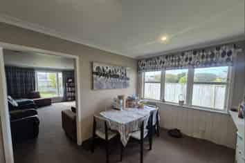 20 Macdonald Road, Glenview