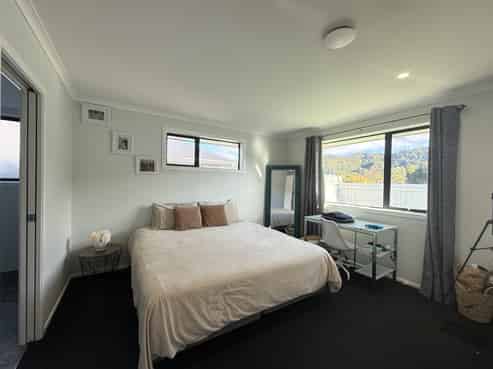34 Te Ara O Toroa, Wainuiomata
