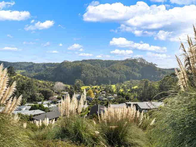 10 Manatu Close, Whangamata