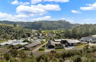 10 Manatu Close, Whangamata