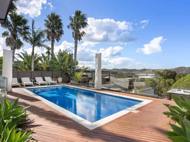 17 Governors Heights, Whangamata