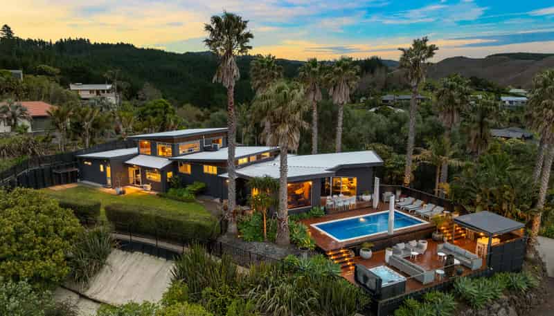 17 Governors Heights, Whangamata