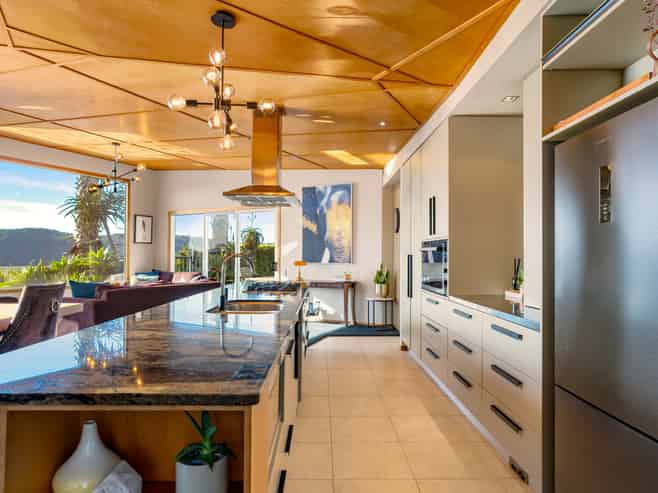 17 Governors Heights, Whangamata