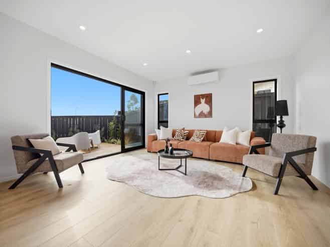 5 Weir Lane, Oteha