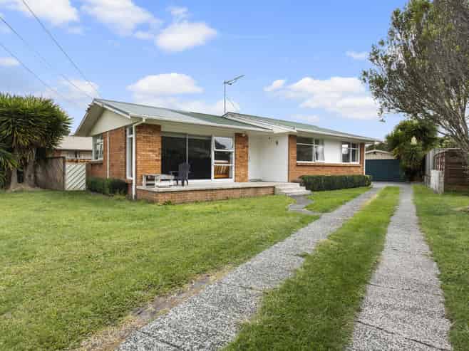 4 Gerrand Place, Chedworth
