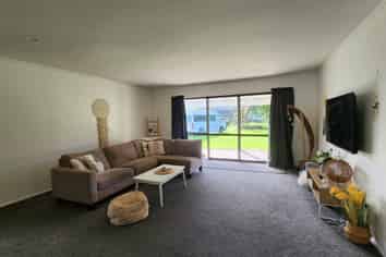 2 Whenuariri Place, Maketu