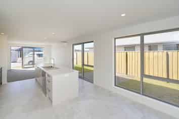 38 Edlin Lane, Pegasus
