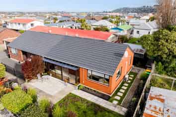 38 Bay View Road, South Dunedin