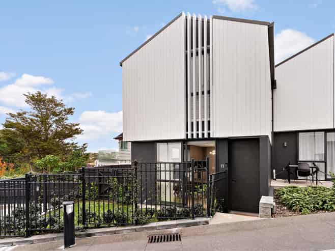 11/35 Mainston Road, Remuera