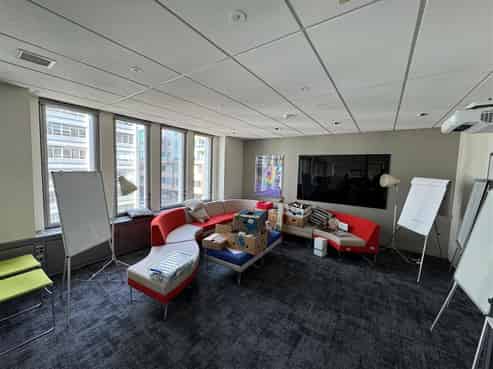Full Floor with Top Quality Fit-Out