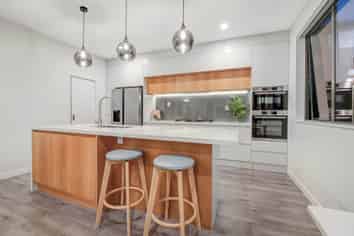 17 Takurua Terrace, Orewa