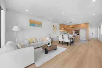 111 Tributary Parade, Karaka