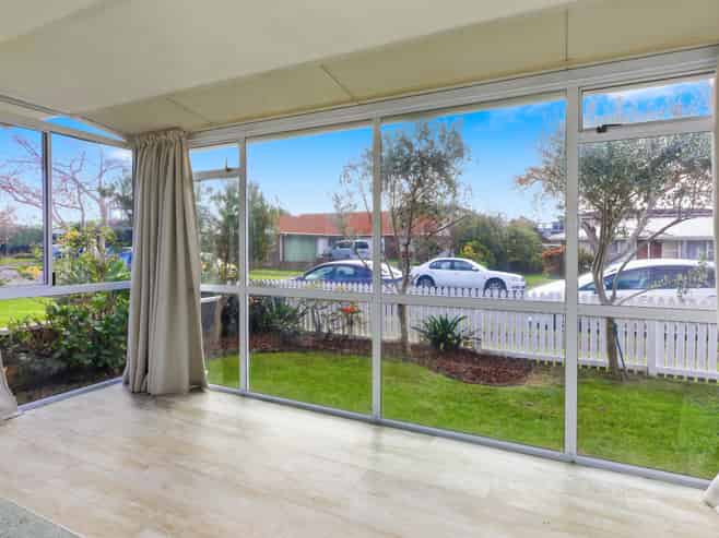 4 Tupaea Place, Otumoetai