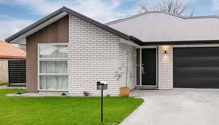 8 Island Road, Whataupoko