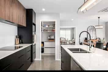8 Island Road, Whataupoko
